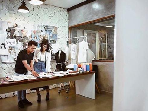 Sau Chi Pu, tới lượt Angela Phương Trinh bắt tay chinh phục lãnh địa thời trang