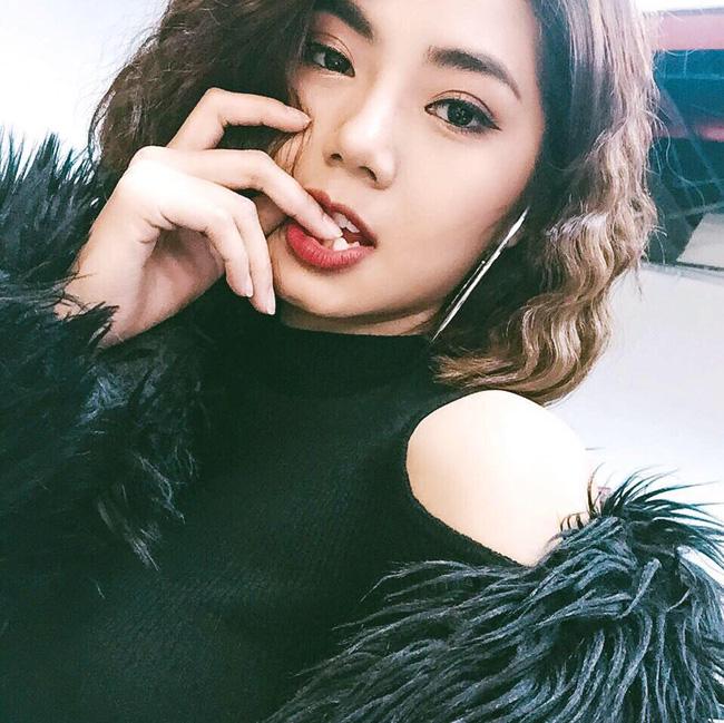 Không những xinh đẹp, bạn gái mới của Karik còn cực đa tài! - Ảnh 10.