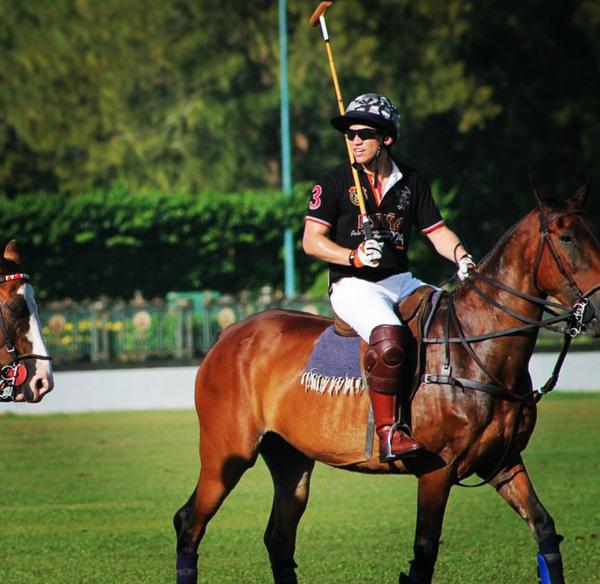 Chàng Hoàng tử độc thân, quyến rũ và giàu có của Brunei: Tôi thích một cô gái đơn giản và chân thành - Ảnh 9.