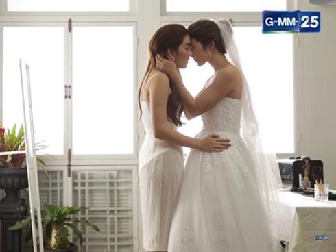 Katun Tình yêu không có lỗi được chào đón nồng nhiệt khi đến Việt Nam-11