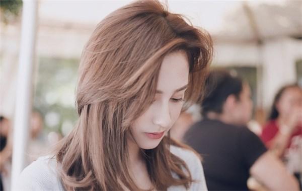 hotgirl khoe anh nhu kim tae hee gay 