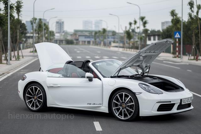 Cận cảnh Porsche 718 Boxster giá 4,5 tỉ đồng tại Việt Nam - Ảnh 10.