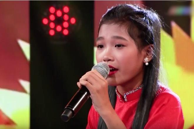 Cô bé Vĩnh Long bán bánh trên sân khấu Thần tượng tương lai-4