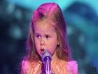 Cô bé hát nhạc phim 'Nàng tiên cá' khiến khán giả không ngừng vỗ tay