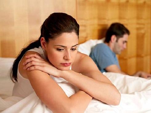 Thấy người yêu cũ bỏ chồng, anh đùng đùng về đòi chia tay tôi