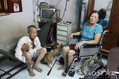 nhung moi tinh "ong ba anh", vuot qua giong bao, ke ben nhau den hoi tho cuoi cung - 6