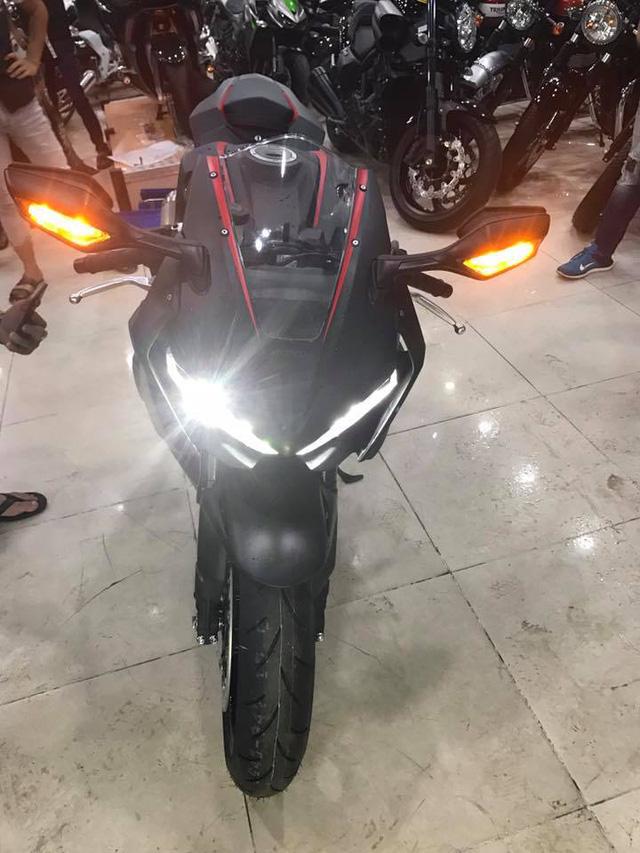 Siêu mô tô Honda CBR1000RR 2017 đầu tiên cập bến Việt Nam - Ảnh 5.