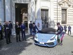 Cảnh sát Ý dùng siêu xe 'cây nhà, lá vườn' Lamborghini Huracan làm ô tô tuần tra
