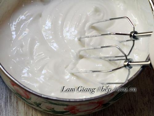 Trang mieng tuyet voi voi banh pudding chanh nuong thom lung