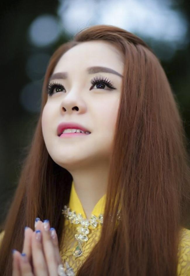 khong ngo nhung my nhan hat hoi cho lai "nong mat" muc nay hinh anh 14