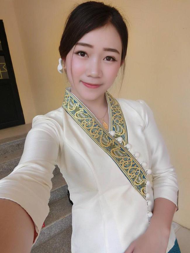 Nữ sinh Lào 19 tuổi cực xinh và nổi bật trong cuộc thi Hoa khôi Đại học Tây Bắc - Ảnh 5.