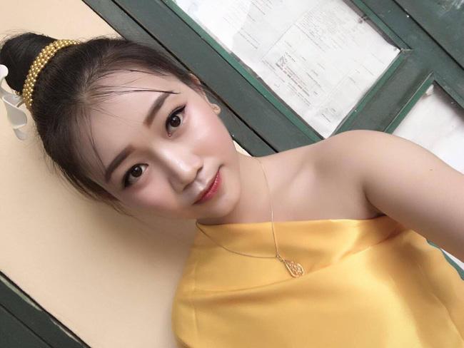 Nữ sinh Lào 19 tuổi cực xinh và nổi bật trong cuộc thi Hoa khôi Đại học Tây Bắc - Ảnh 8.