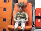 Phút hấp hối của cậu bé Syria sau vụ tấn công hoá học 'gây bão' mạng