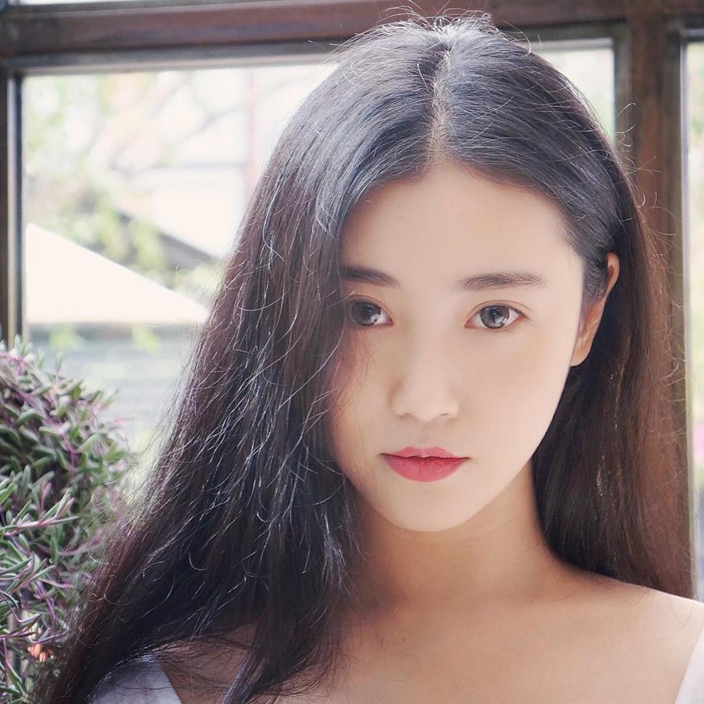 Nhan sac 'nu than mang xa hoi Trung Quoc' sau 5 nam noi tieng hinh anh 10