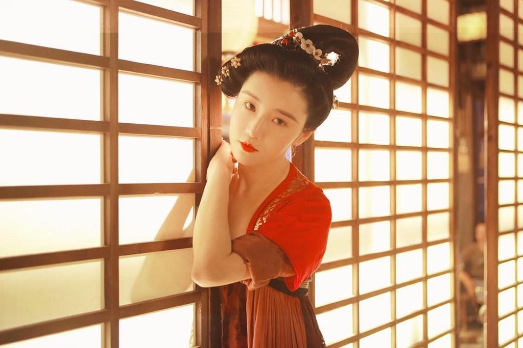 Nhan sac 'nu than mang xa hoi Trung Quoc' sau 5 nam noi tieng hinh anh 5