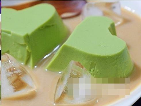 Nếu bạn là tín đồ của trà sữa, đừng bỏ lỡ món trà sữa pudding trà xanh ngon tuyệt này