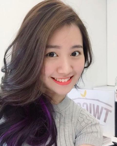 Hiếm lắm mới có cô nàng không phồng má, chu môi, ảnh nào cũng cười tươi xinh cực! - Ảnh 2.