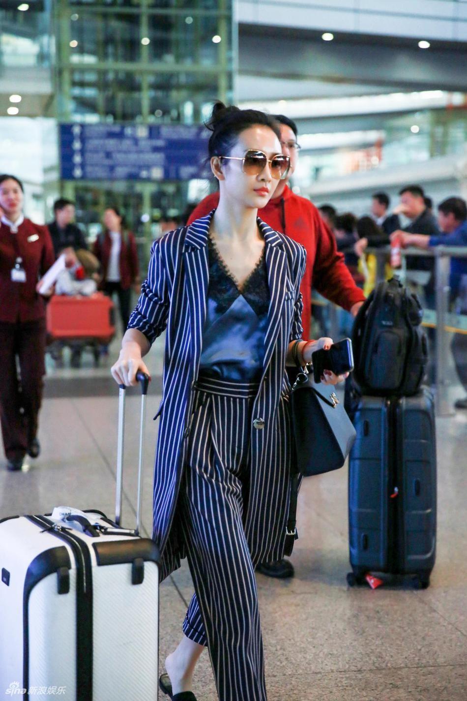 Giai nhan Hoa ngu giam nhiet dau he bang toc bui hinh anh 7