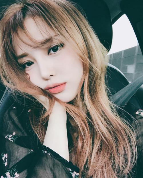 Bi kip trang diem tu A-Z giup ban xinh lung linh nhu minh tinh Han