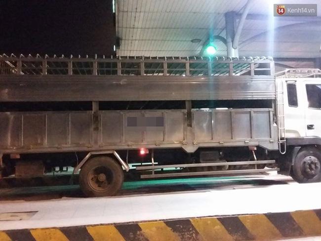 Đồng Nai: Tài xế xe tải tông Thiếu tá CSGT tử vong rồi nhảy xuống sông bỏ trốn - Ảnh 4.