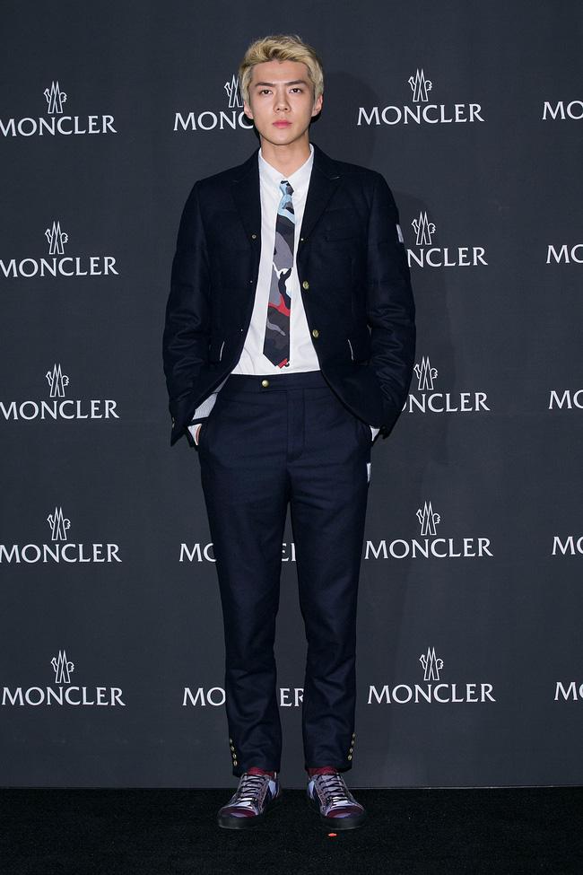 Vừa tròn 23 tuổi, Sehun (EXO) được Vogue ca ngợi hết lời về phong cách thời trang - Ảnh 8.