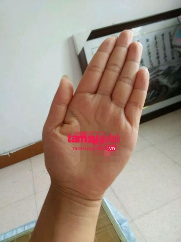 Đoán tài vận và tính cách qua… kẽ hở bàn tay