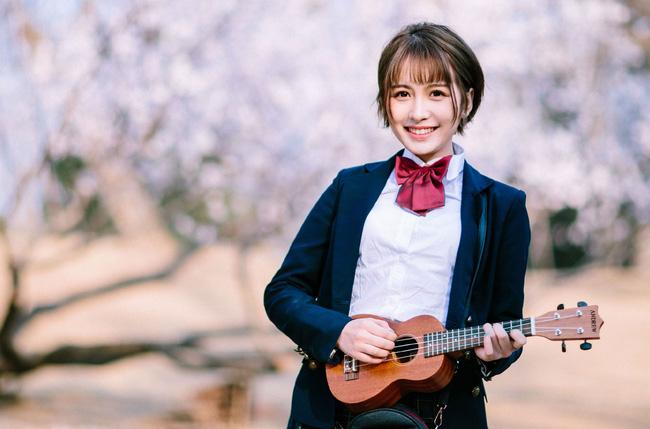 Sao phải cố so deep làm gì, con gái cứ cười tươi là xinh nhất! - Ảnh 4.