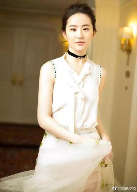 da tim ra doi thu "troi sinh" de doa ngoi vi than tien ti ti cua luu diec phi - 8