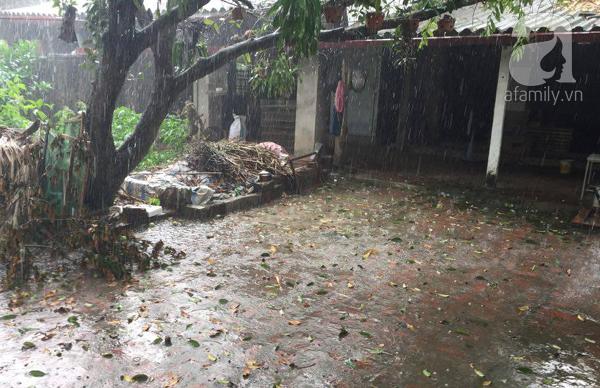 Sau Hòa Bình, mưa đá bất ngờ xuất hiện tại Hà Nội - 1