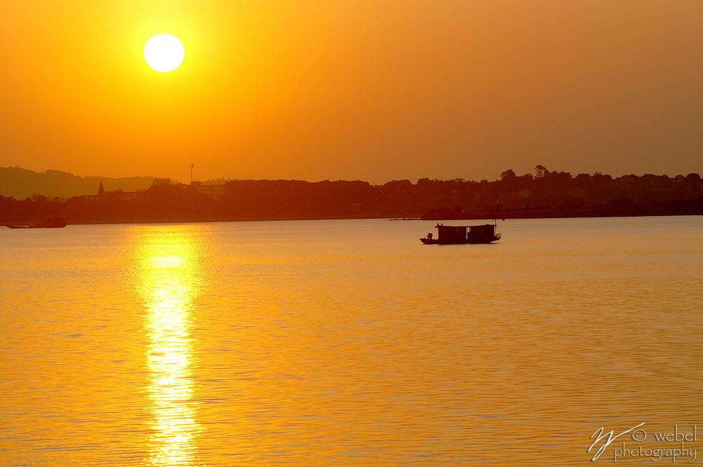 Nhung dia danh in dau chan anh hung xa dieu Quach Tinh hinh anh 6