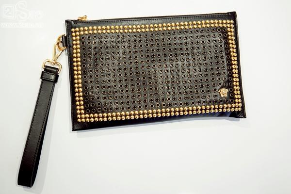 Bóc giá những món thời trang Diệp Lâm Anh bồ kết nhất trong tủ hàng hiệu đồ sộ-2