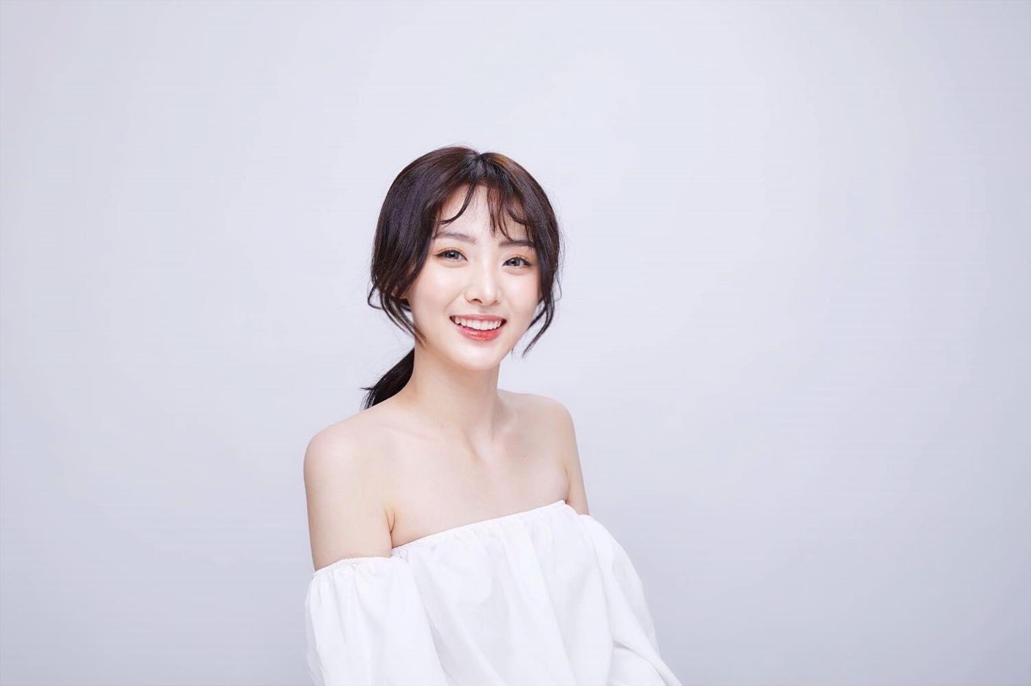 Pornnappan Pornpenpipat được biết đến với biệt danh Nene và là hot girl Thái được cư dân mạng Việt vô cùng yêu mến.