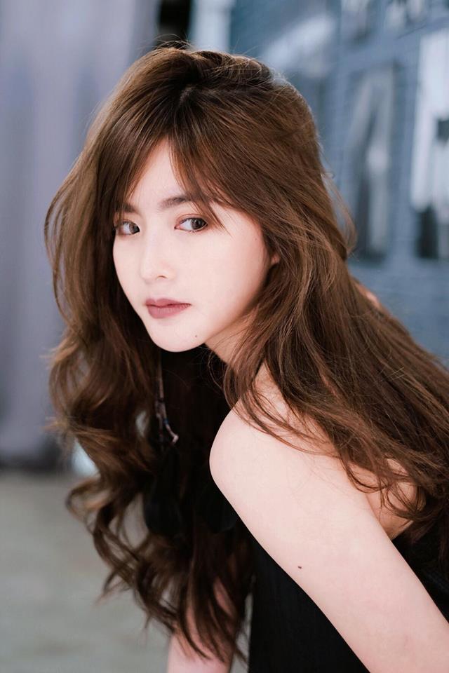 Mild Jiravechsoontornkul hay còn gọi là Mild, sinh ngày 7/12/1994.