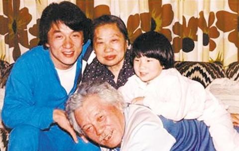 Thanh Long khoc khi thua nhan bat hieu voi me hinh anh 2