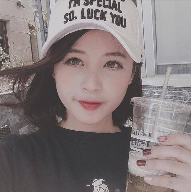 Mặt mũi lấm lem nhưng 2 cô bạn Hà Nội vẫn xinh xuất sắc khi check-in tại Color me run! - Ảnh 7.