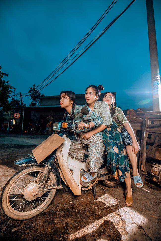 Chụp kỉ yếu theo phong cách xóm chợ mà đẹp như ảnh tạp chí vậy đây! - Ảnh 12.