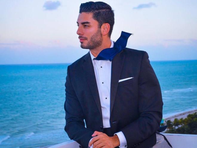 Ung cu vien Quoc hoi bat ngo noi tieng vi qua dep trai hinh anh 3