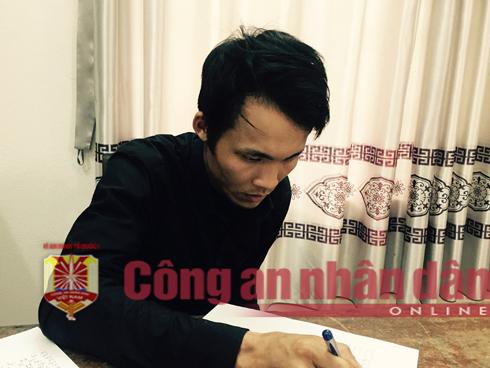 NÓNG: Bắt nghi phạm sát hại bạn gái rồi 'ôm' xác suốt 1 ngày