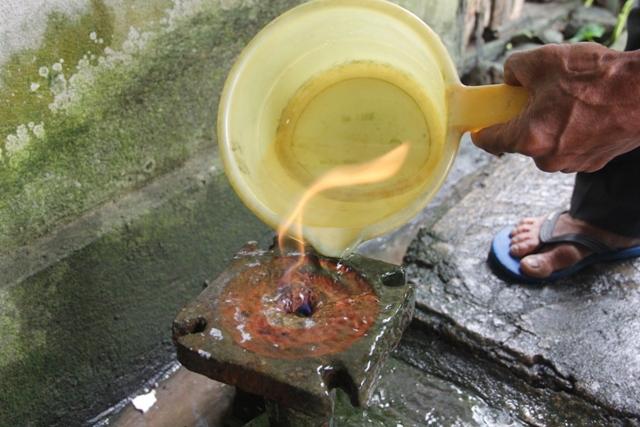 xac dinh nguyen nhan gieng khoan ky la chay suot 10 nam o quang tri hinh anh 1