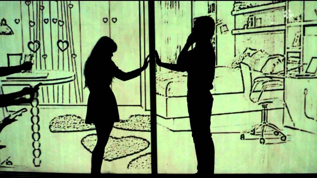 chi vi di du hoc, co gai tre bi ban than "cuop" mat ban trai 8 nam - 2