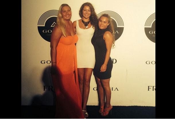 ghen ti voi cuoc song nhu mo cua nu ty phu tre nhat the gioi hinh anh 7