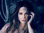 43 tuổi, Kate Beckinsale vẫn giữ được vóc dáng nuột nà như gái đôi mươi và đây chính là bí quyết