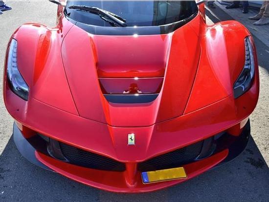 Đây là 2 chiếc Ferrari LaFerrari có giá 'điên rồ' nhất thế giới, tổng giá trị gần 500 tỷ Đồng