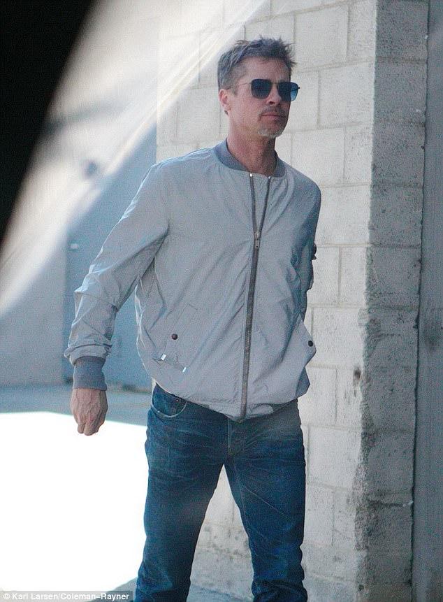 Angelina Jolie mở tiệc ăn mừng vì được giải phóng khỏi Brad Pitt? - Ảnh 2.