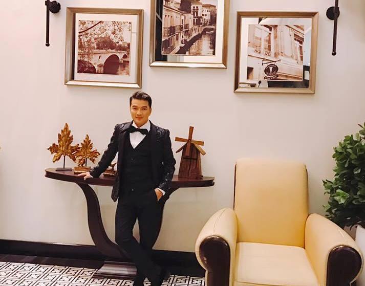 Dam Vinh Hung va dan sao Viet dien trong dam cuoi o Da Nang hinh anh 2