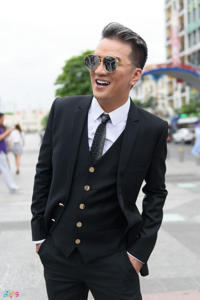 Dam Vinh Hung rut khoi game show co Phuong Thanh lam giam khao hinh anh 1