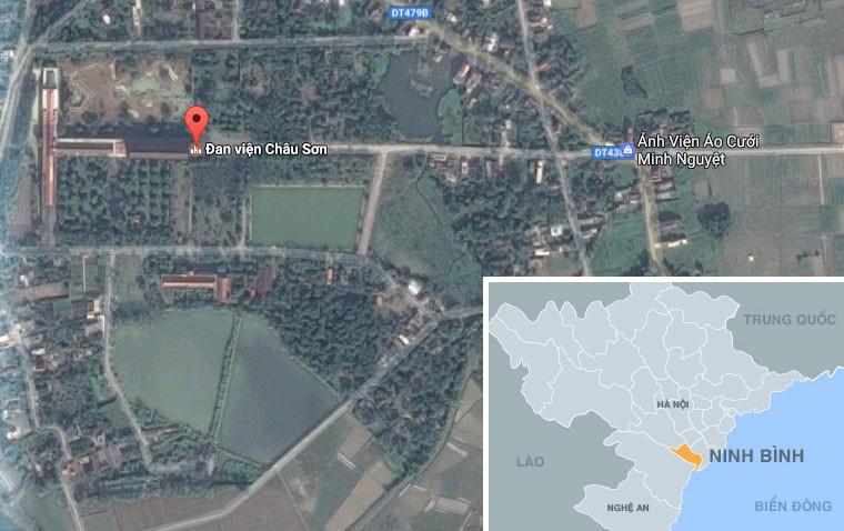 Đan viện cách thành phố Ninh Bình khoảng 35 km, cách Hà Nội khoảng 100 km. Từ Hà Nội, bạn có thể đi xe khách đến ngã 3 Gián Khẩu, rồi bắt xe ôm hoặc taxi vào tới đan viện. Đan viện ở khu vực rừng núi yên tĩnh, có phong cảnh rất đẹp. Ảnh: Chụp màn hình.