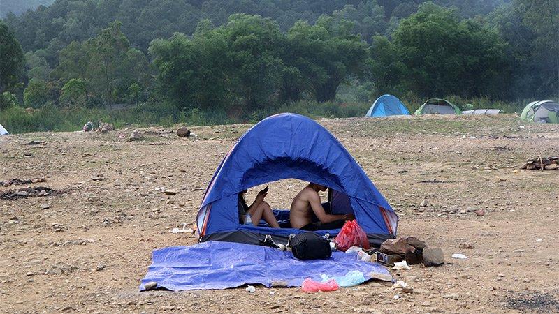 nghỉ lễ 30/4, du lịch 30/4, kỳ nghỉ 30/4, hạ trại bên rác thải