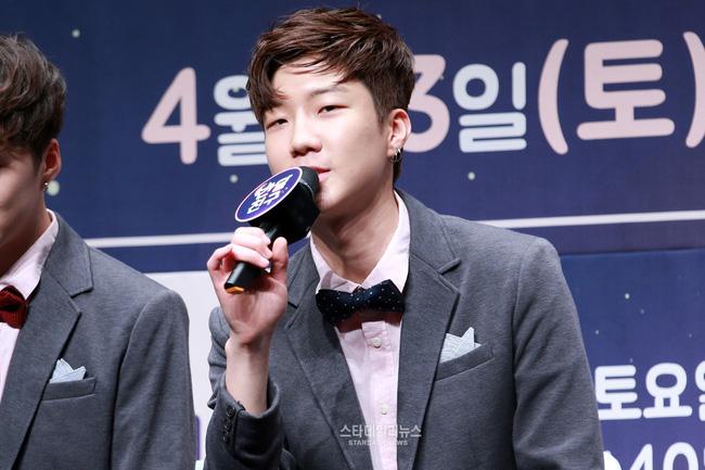 Không chỉ giàu có, G-Dragon còn hào phóng tặng siêu xe hơn 7 tỉ cho đàn em thân thiết? - Ảnh 4.