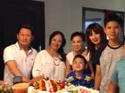 Trizzie Phương Trinh đưa 3 con đến mừng sinh nhật mẹ chồng cũ